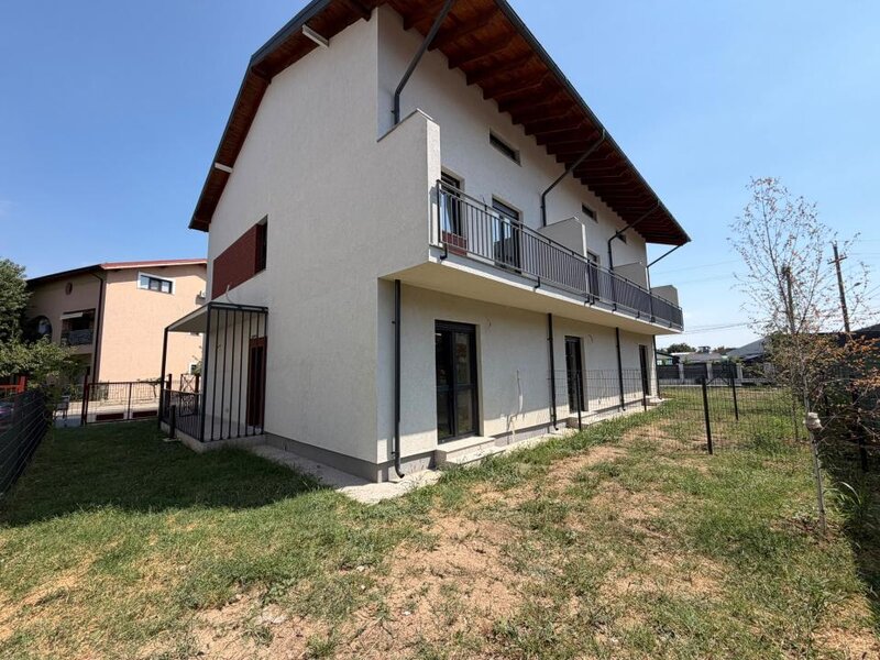 Mogosoaia, casa la cheie, toate utilitatile.