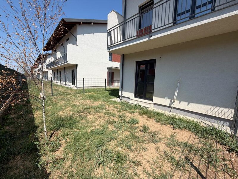 Mogosoaia, casa la cheie, toate utilitatile.